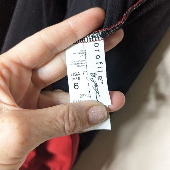 Gottex Red One Piece Swim Suit Ruched Studded Maillot size 6 NWT - Picture 10 of 12